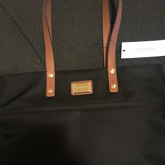 Calvin Klein purse - Picture 3 of 4